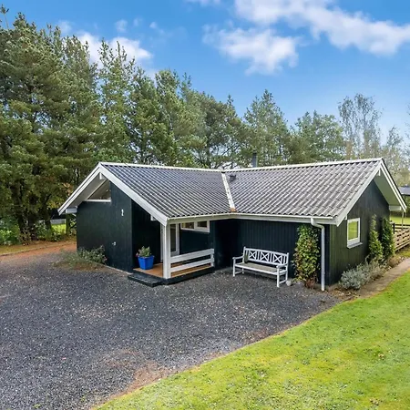 Roar - 10km From The Sea By Interhome * Oksbøl