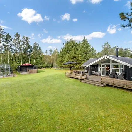 Vakantiehuis Roar - 10km From The Sea By Interhome *